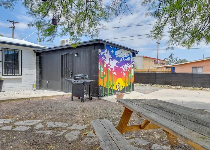 Apartamento Desert 5 Mi To Dtwn W/ Shared Yard