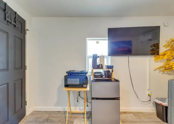 Apartamento Desert 5 Mi To Dtwn W/ Shared Yard Tucson