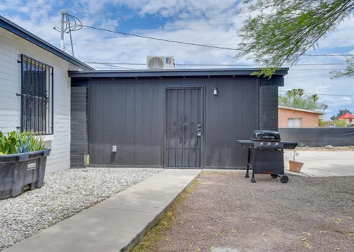 Apartamento Desert 5 Mi To Dtwn W/ Shared Yard *